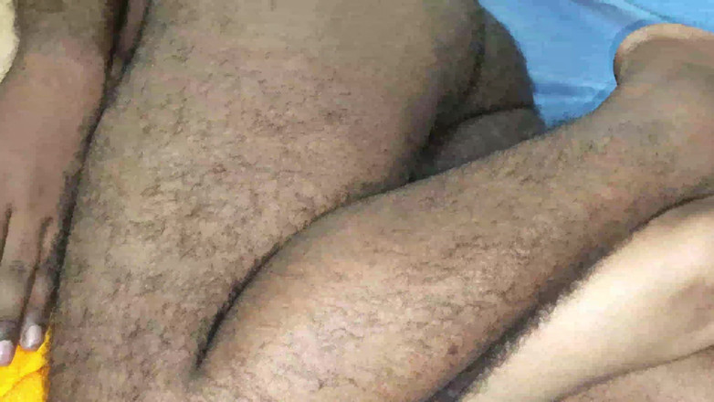 Desistar: 인도 포르노 방에서 발정난 의붓여친을 찾습니다