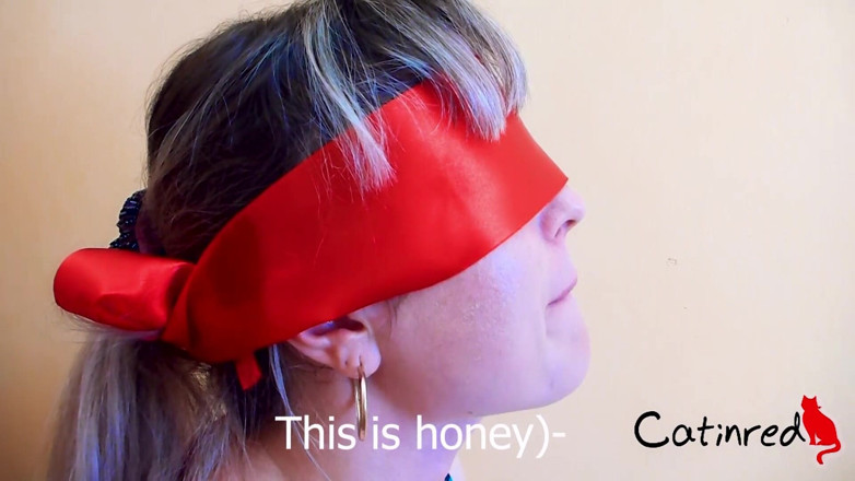 Catin Red: Amateur POV blowjob and food play - Cum in mouth