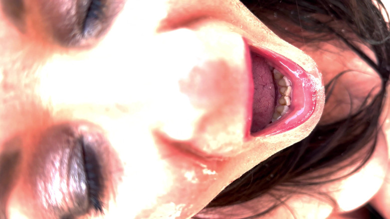 ithastopeefun: Gonzo Piss and Cum in the Garden