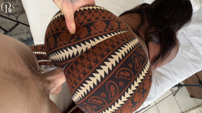 BootyClapper187: Zenci kız beni o kadar iyi emdi ki dölümü tutamadım