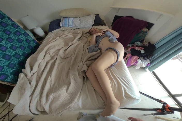 Erin Electra VR: Madrastra Necesita Preñada