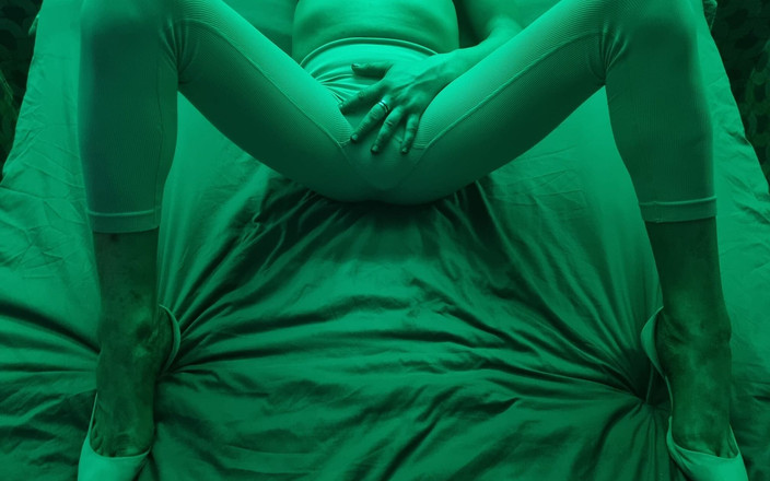 LovesPlug18x20: 뻑가는 엉덩이. 스위치DW탄드돔