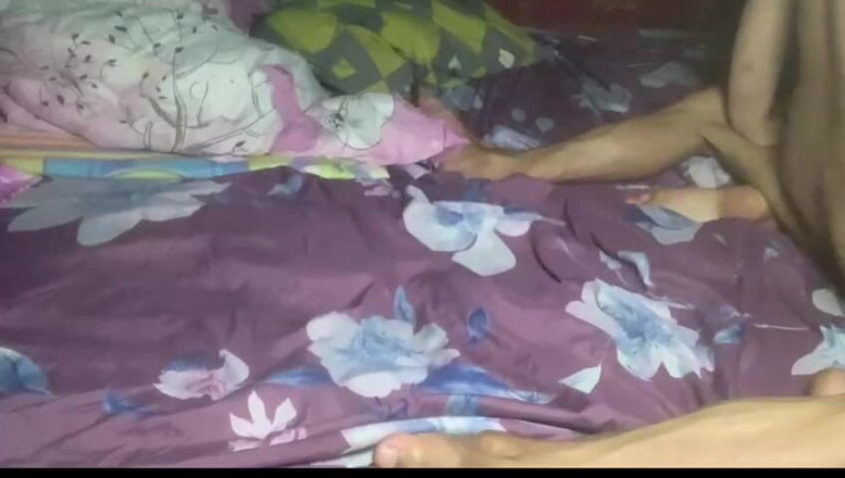 memekbinor: Reálný!! Šukání sousedovy manželky s oteklým kotníkem