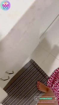 Wifebucket Amateurs - Zoomer Girl Selfie Masturbation
