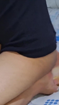 แม่เลี้ยงห่วงใยลูกเลี้ยงที่ยังไม่มีแฟน มาสิ แม่ช่วยเอง