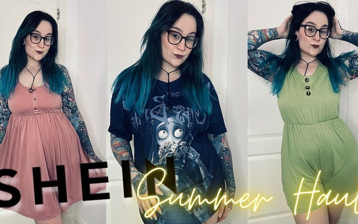 ElizabethsLingerie: 無修正夏服試着