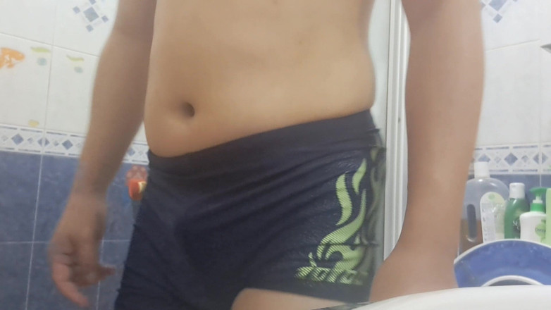 Massage room: फ्लैट स्विमसूट