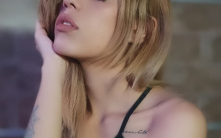 Candy Feng: 在网络摄像头中口交和性交