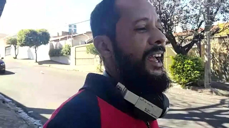 Stink HairyMale: Luar Secara Langsung