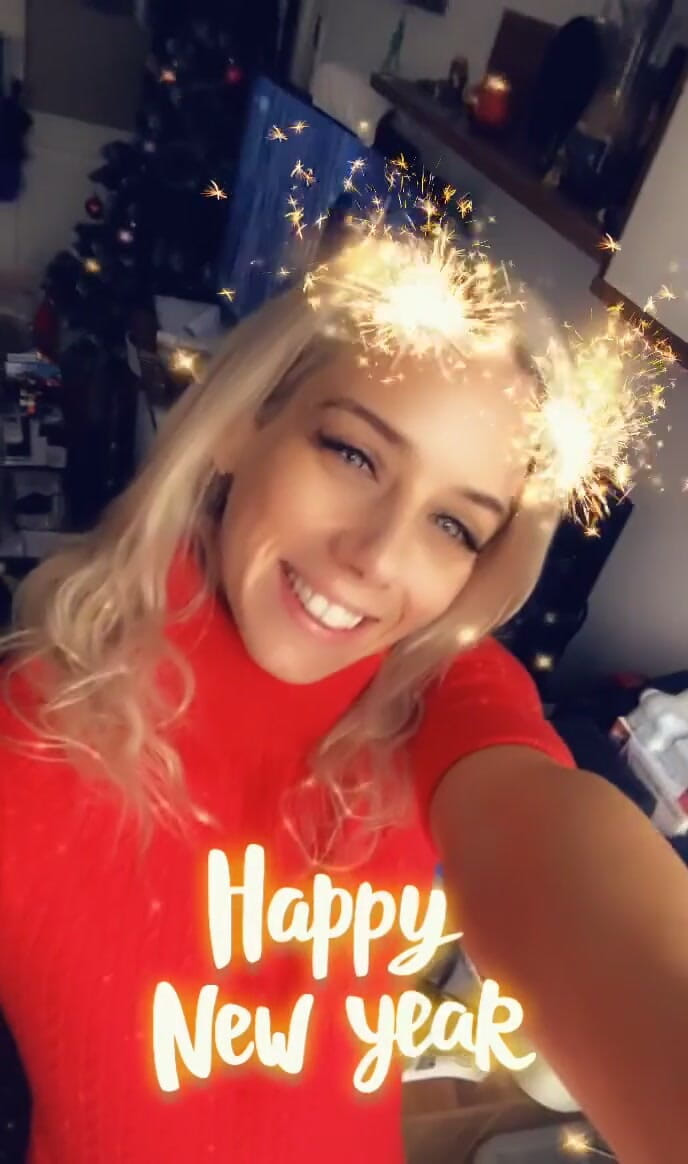 Nesty: हैप्पी न्यू ईयर My Dears! पिछले एक साल में सभी समर्थन के लिए लोगों का शुक्रिया, मुझे आशा है कि मैं तुम्हें बहुत सारी अच्छी चीजें दे सकता हूं