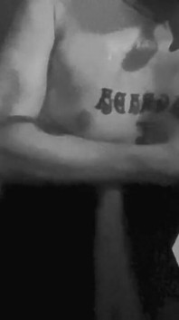 Quente em preto e branco