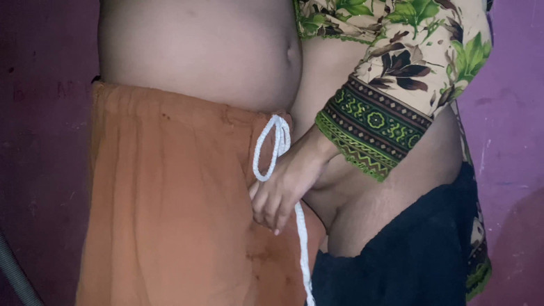 Rabiasex01: Bhabhi-ji zrobił mój dzień dzisiaj.