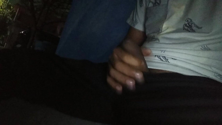 AlexAlejandro13: 인간은 마음속에 환상을 품고 있다