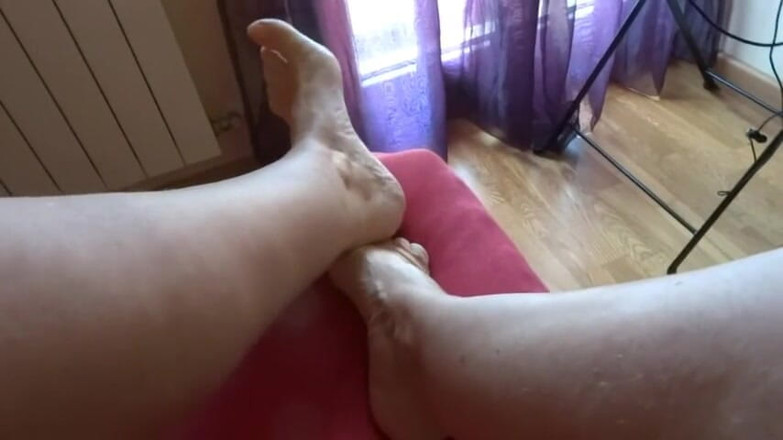 Abby Roberts: Pies sexy para tu placer