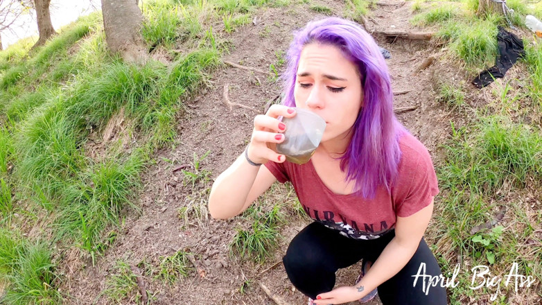 April BigAss: Drinking pee on the street from Argentina vacation, yellow all