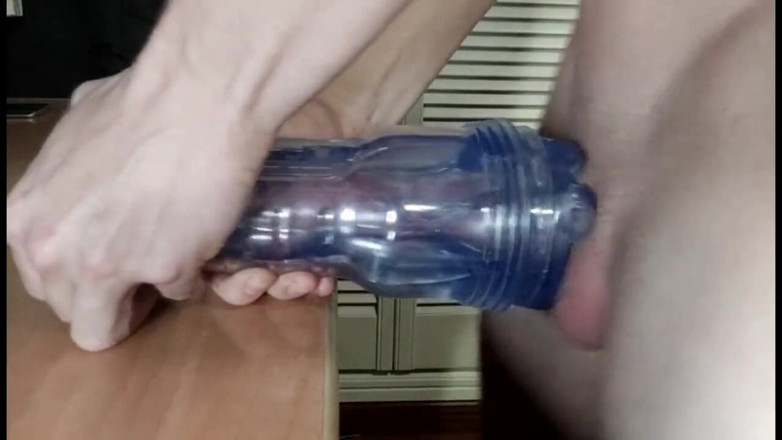 qaz11: Handjob on camera - 529