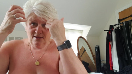Uk Joolz: Pink girdle, no knickers, didlo play, creamy cum.