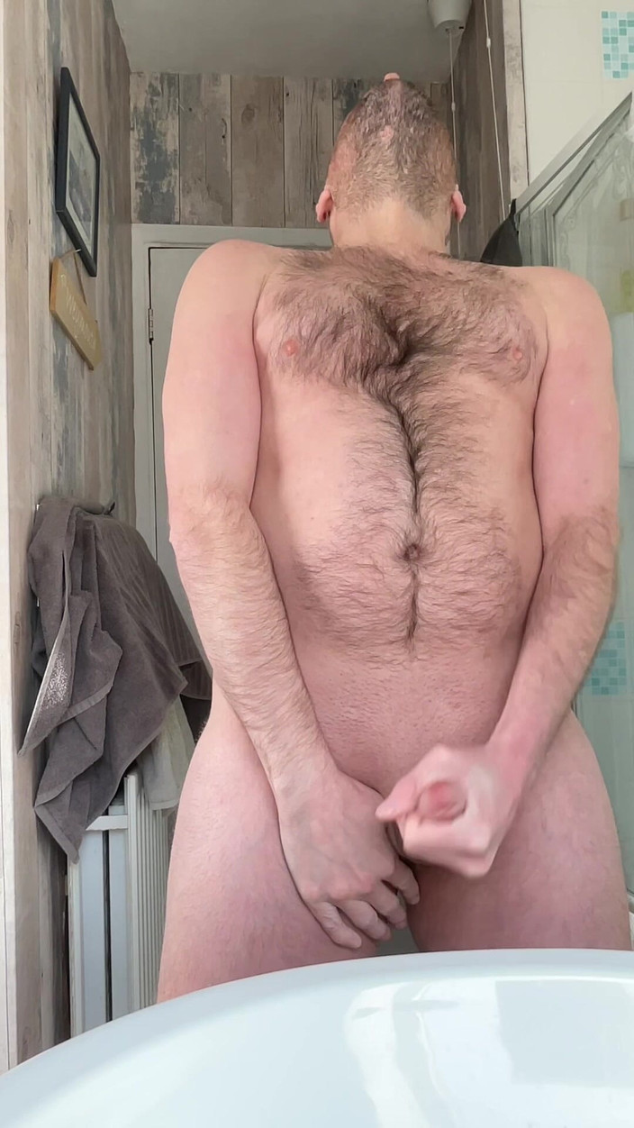 Buggiesmugglr: Dimineața M-a Urmărit Până La Baie