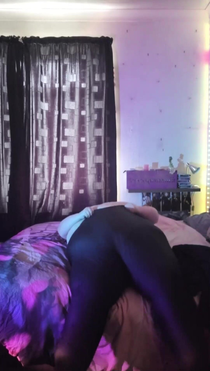 SSBBWLadyBrads: 试穿旧性感裤子