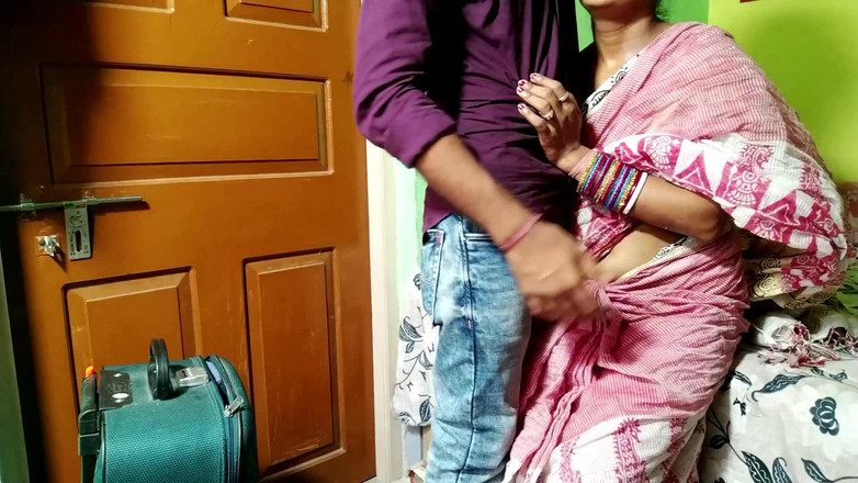 FireeCouple: Ung fru ger avsugning och grov sex till mannen innan...