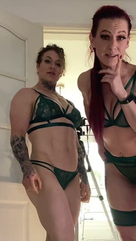 Adoração de pau e porra neles