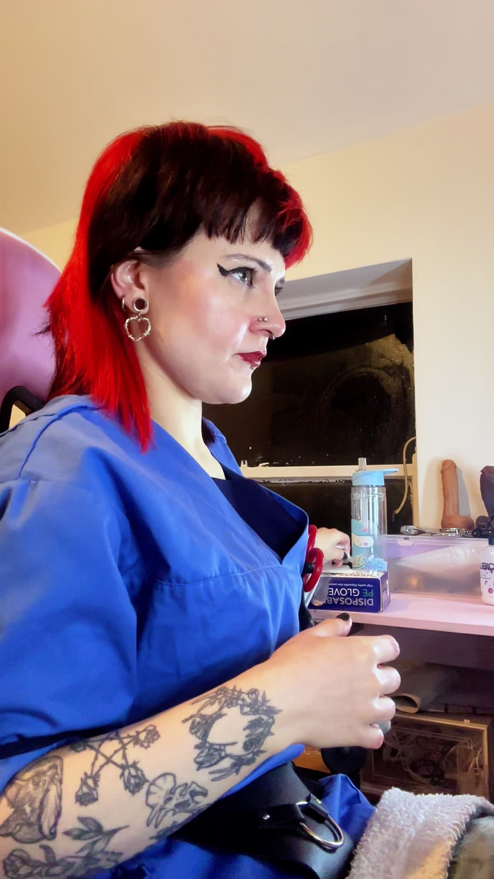 Bigtiddygoth: 看護師ルビーの早漏クリニック