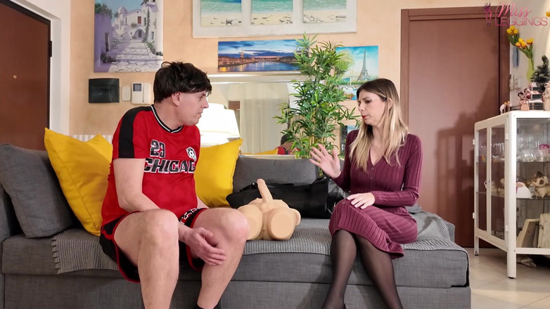 MissLeggings: First Threesome of Bigoted Stepmother with Sex Doll Tantaly