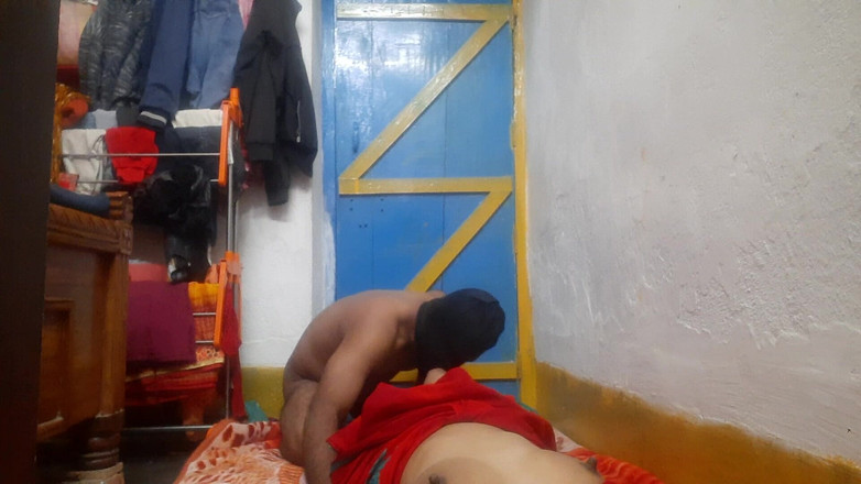 Busty Banuu: Vollbusige möpse, frauen ficken vom vermieter