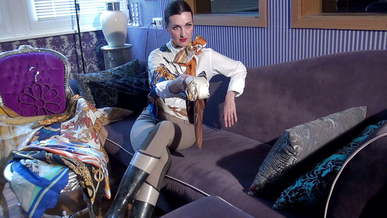 Lady Victoria Valente: Paraíso dos lenços de seda