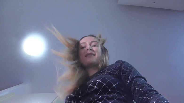 Solo Austria: Giantess Clarissa's Panty Masturbation POV!