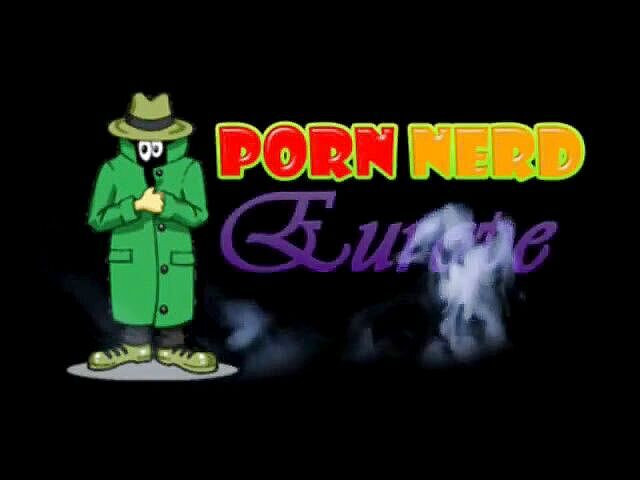 Porn Nerd Europe: MILF jalang miang dikongkek dua zakar keras