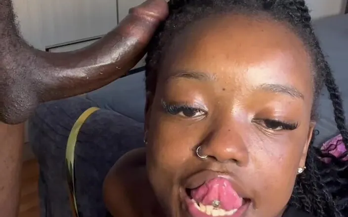 SEXXY-DAISY: Cum Swallowing Slut