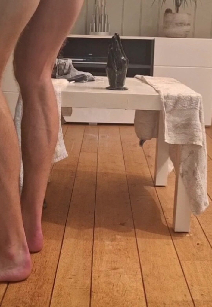 NoFace Twink X: Het Gay Twink älskar en enorm knytnäva i röpan och rider...