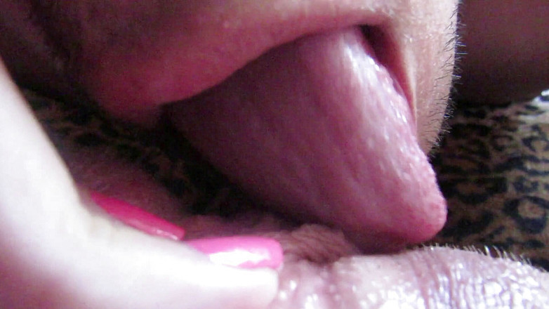 Cuteblonde666: Un grande clitoride lecca la figa fino a quando non...