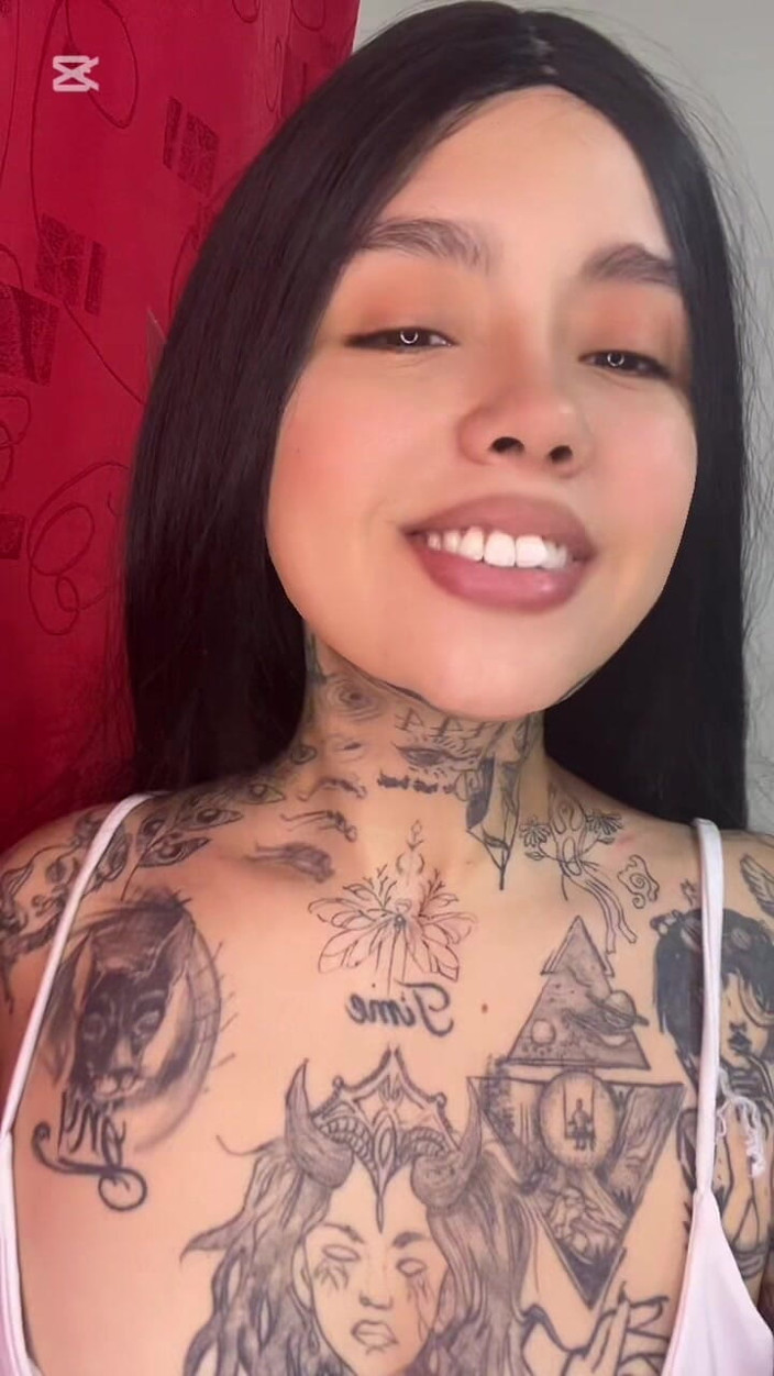 Dalyla: 콜롬비아hada Arrecha 오늘 더 많은 바이러스