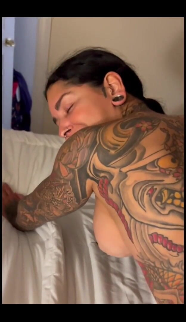 Celine Shore: Як кремова моя пизда отримала