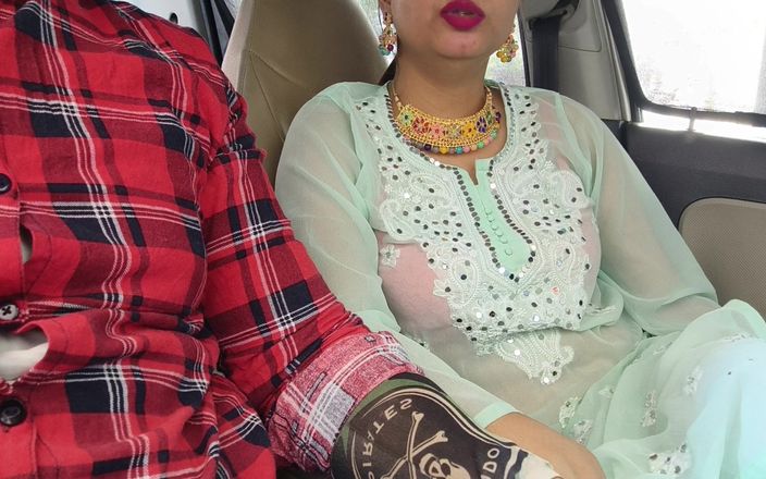 Hornycouple149: First Time in Car Fucked in Indian Beautiful Woman