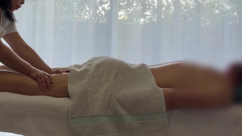 Cuckoby: Asian Massage Parlor with Real Happy Ending