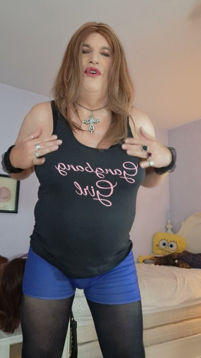 Victoria Lecherri: La Storia Del Mio Hotel Gangbang Di Natale Parte 1!