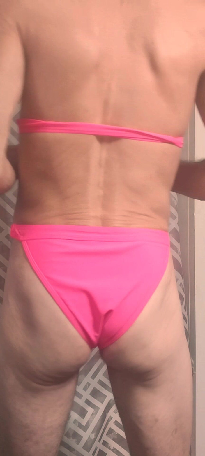 CD Michellex: Cdmichelle purtând o lenjerie roz nouă