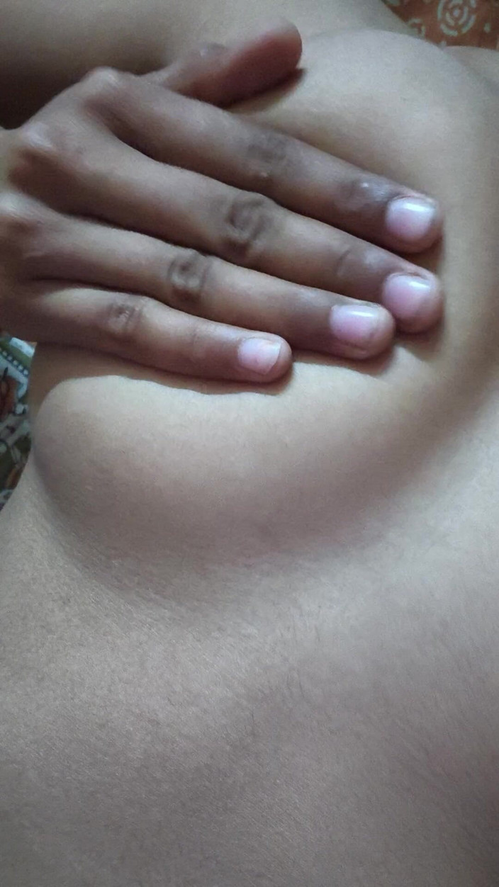 Moma: Sexig videoflicka het baby