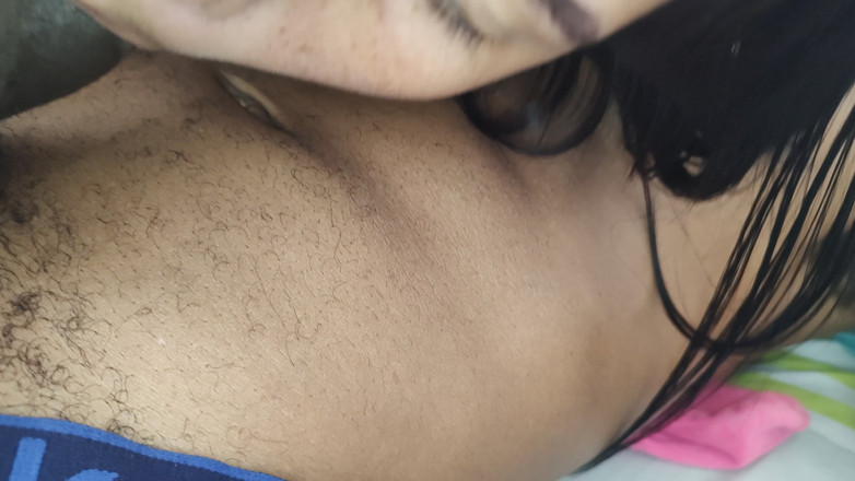 PABLO N3GROBAR: Latihan menjilat puting...