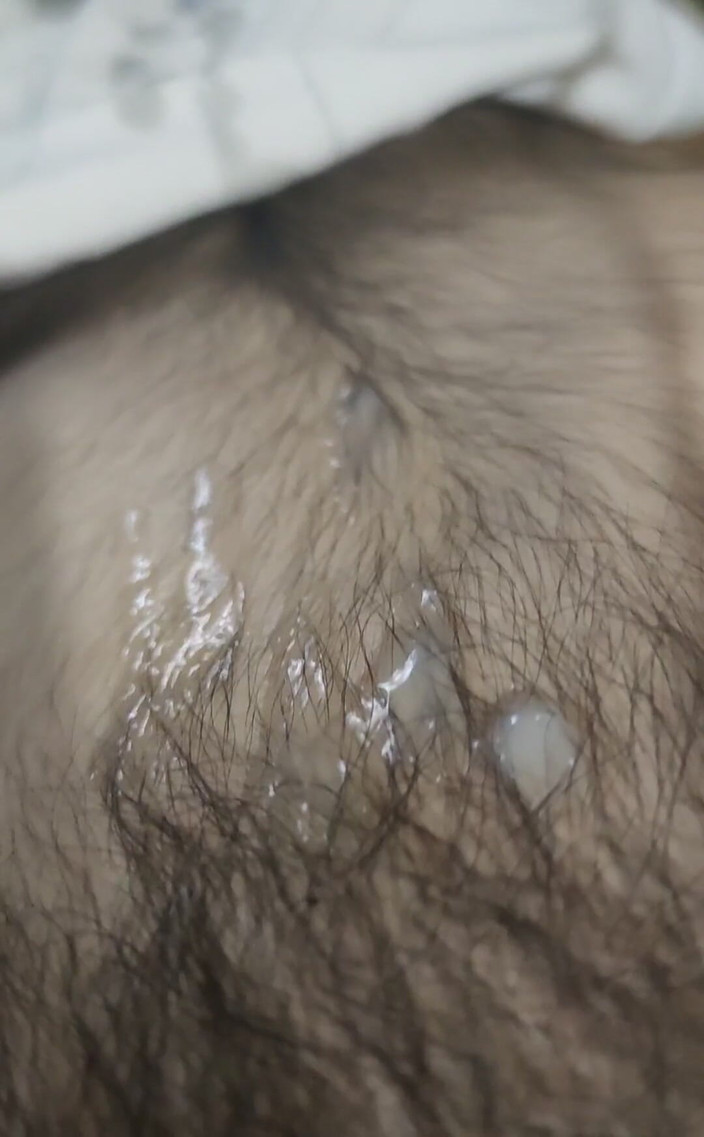 The girls' cave of fear: Камшот на белых боксеров