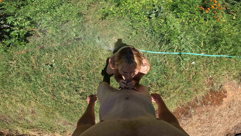 Sav Moolah: POV: Je Hebt Me Geneukt in De Tuin En Werd...