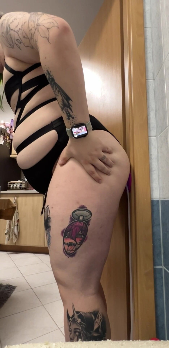 Feelingharmony: Drago cavalca dildo