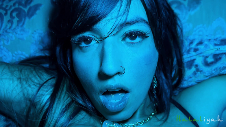 Aaliyah Yasin: Příležitostný sex Aaliyah Yasin s kolumbijským býkem