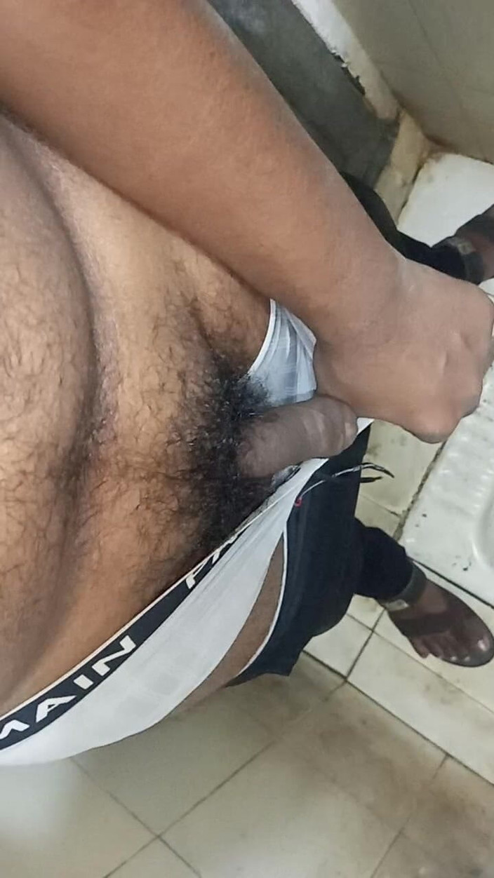 Sweet Indian cock: Indian Boy Outdoor Masterbate with Big Cock