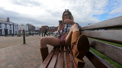 The Midnight Minx: Crossdresser outdoor wanking