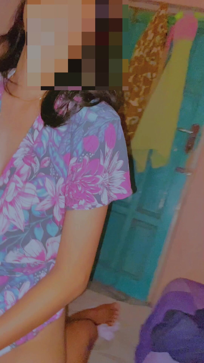 Bella Ivanka: Crot在继妹的Meki