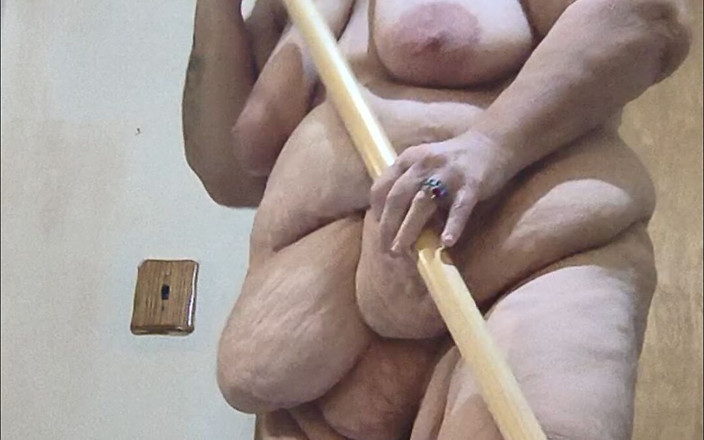 HerculesnVENUS: แก้ผ้าทําความสะอาดบ้าน สาวเงี่ยนคนนี้ต้องการพักเพื่อเย็ดหีเธอ